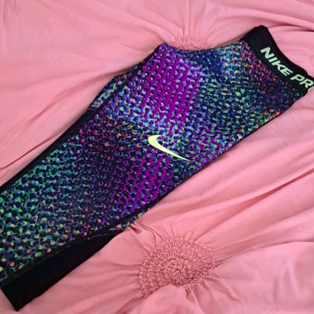 Girls Nike leggings size small